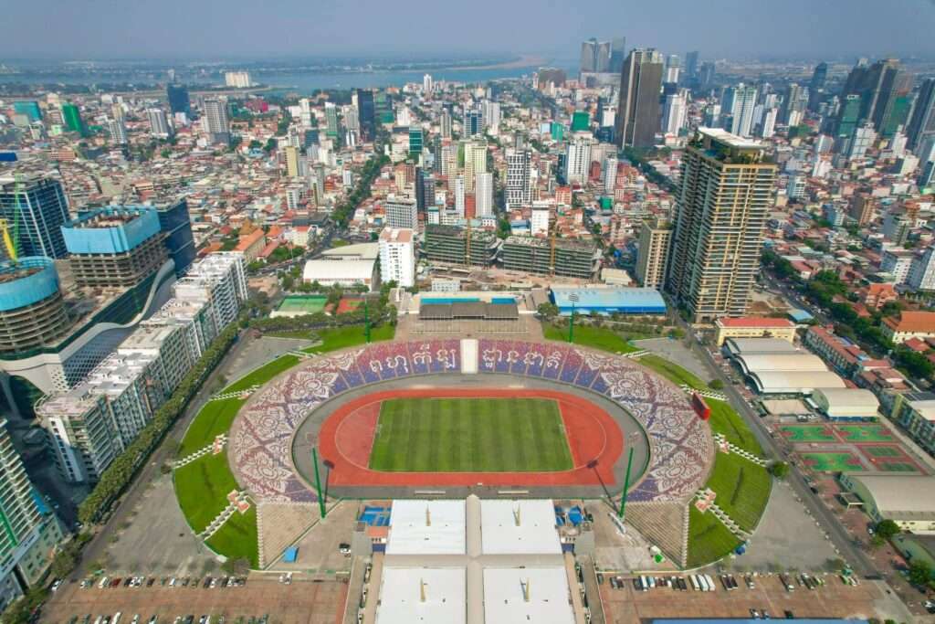 Phnom Penh Olympic Stadium - Vann Molyvann